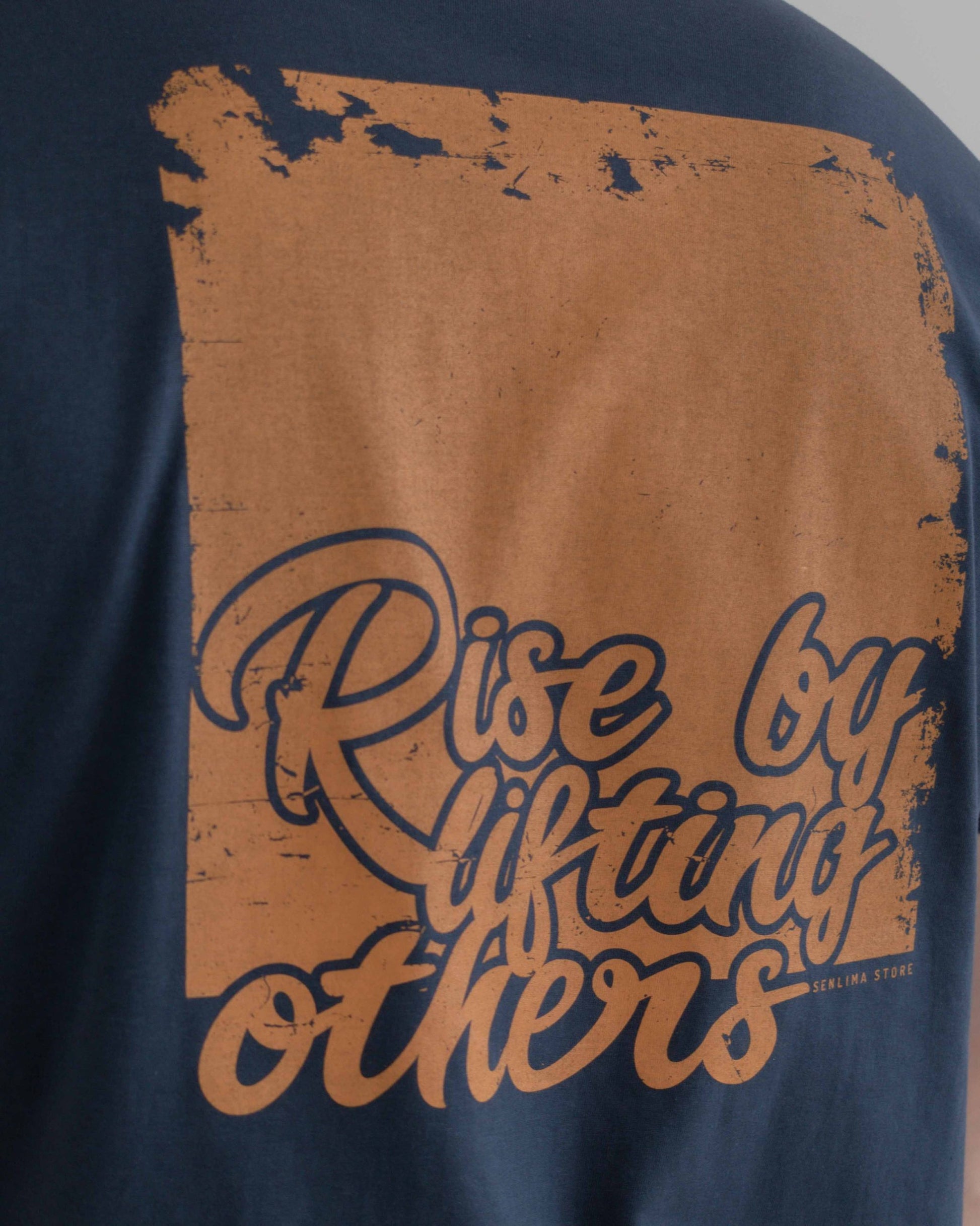 camiseta-unisex-espejo-gris-senlima-detras-cerca