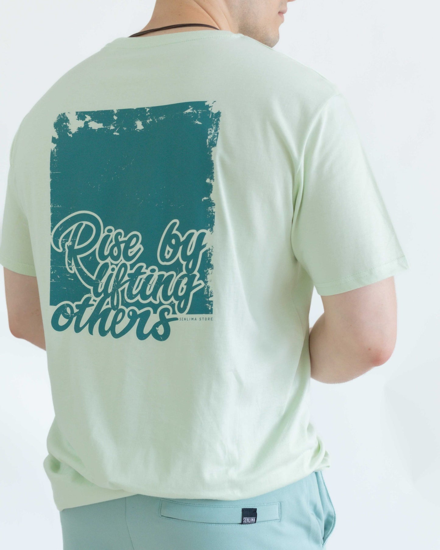 camiseta-unisex-espejo-verde-trasera