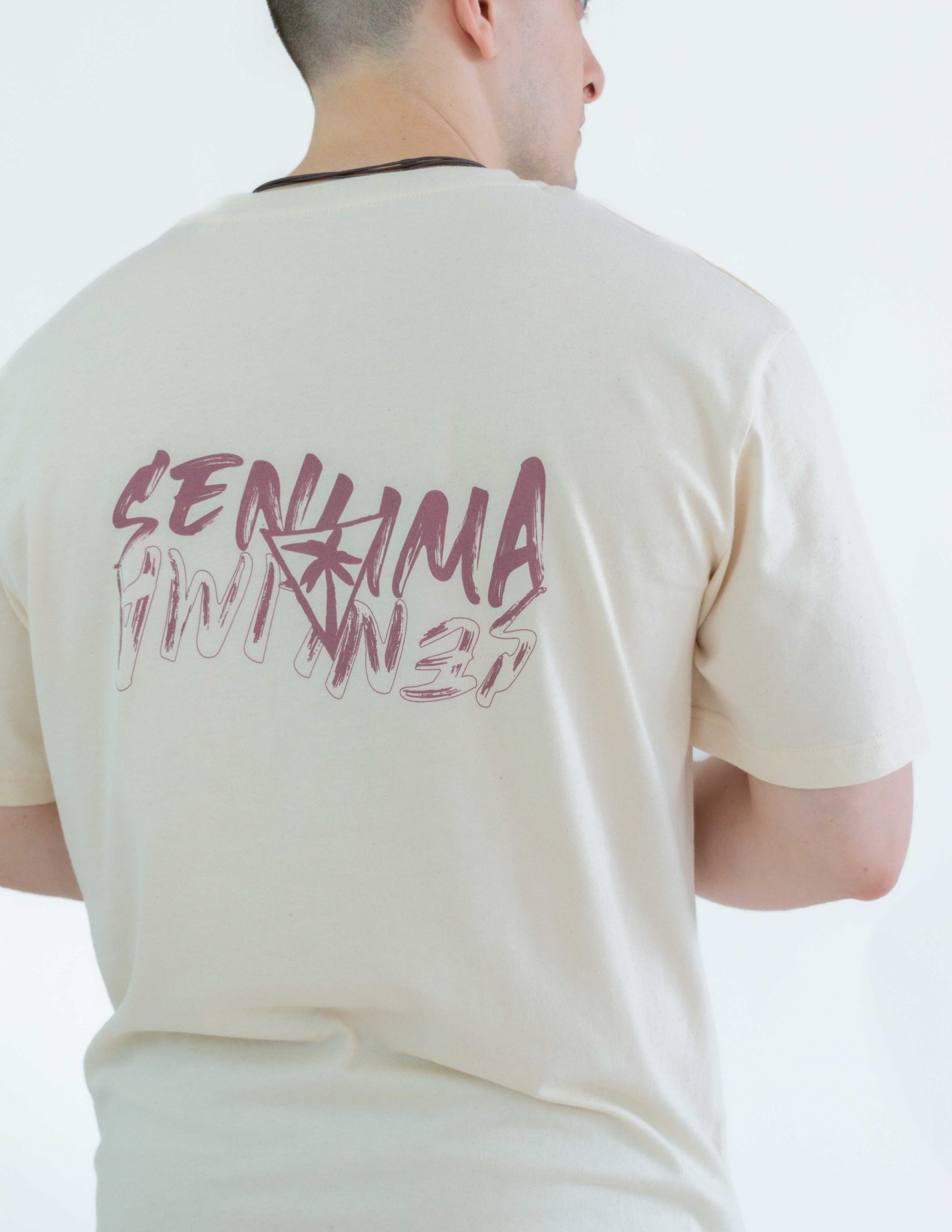 camiseta-unisex-oversize-beige-senlima-detras