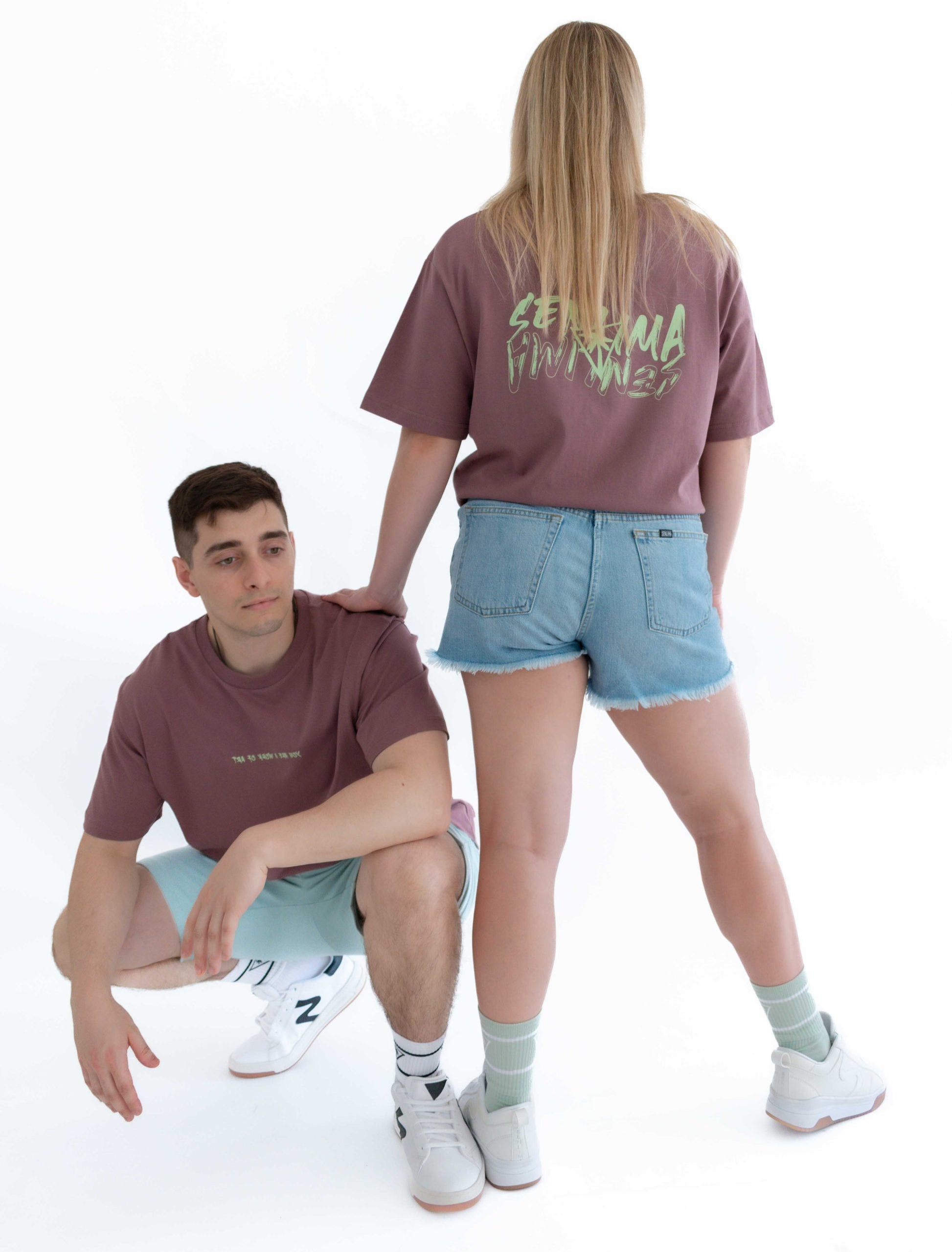 camiseta-unisex-oversize-secuoya-senlima-modelos