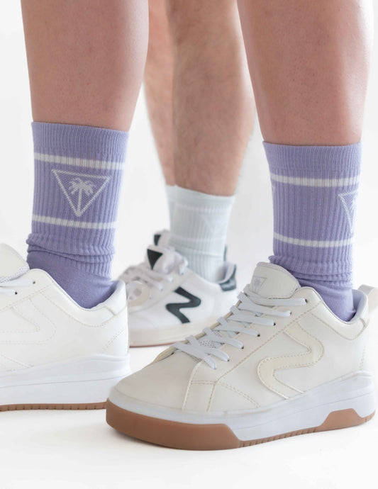 calcetines-unisex-lavanda-senlima-modelo