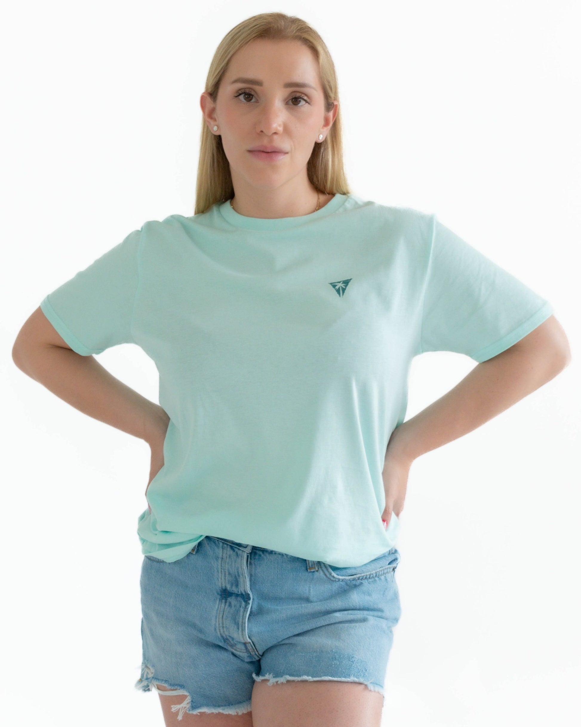 camiseta-unisex-espejo-turquesa-senlima-1