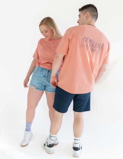 camiseta-unisex-oversize-orange-senlima-modelos